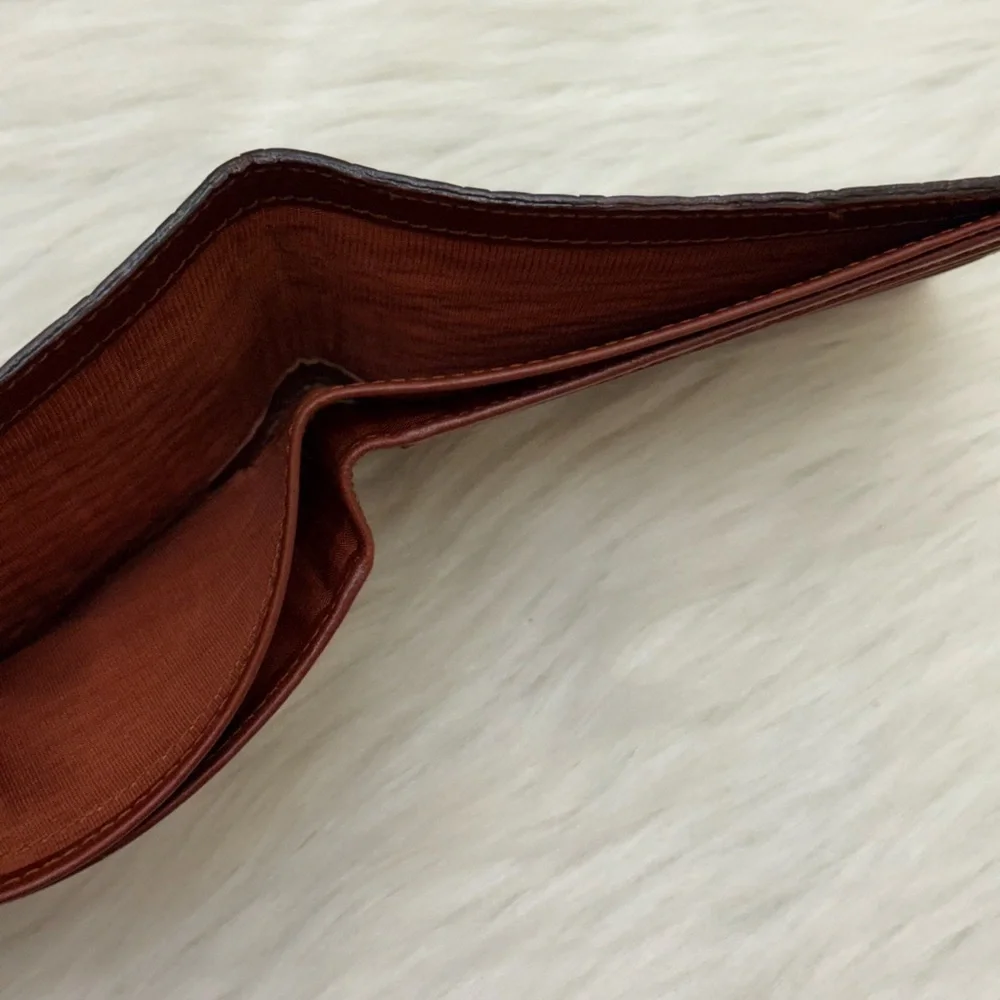 SALVATORE FERRAGAMO - BROWN WOVEN LEATHER BI-FOLD WALLET